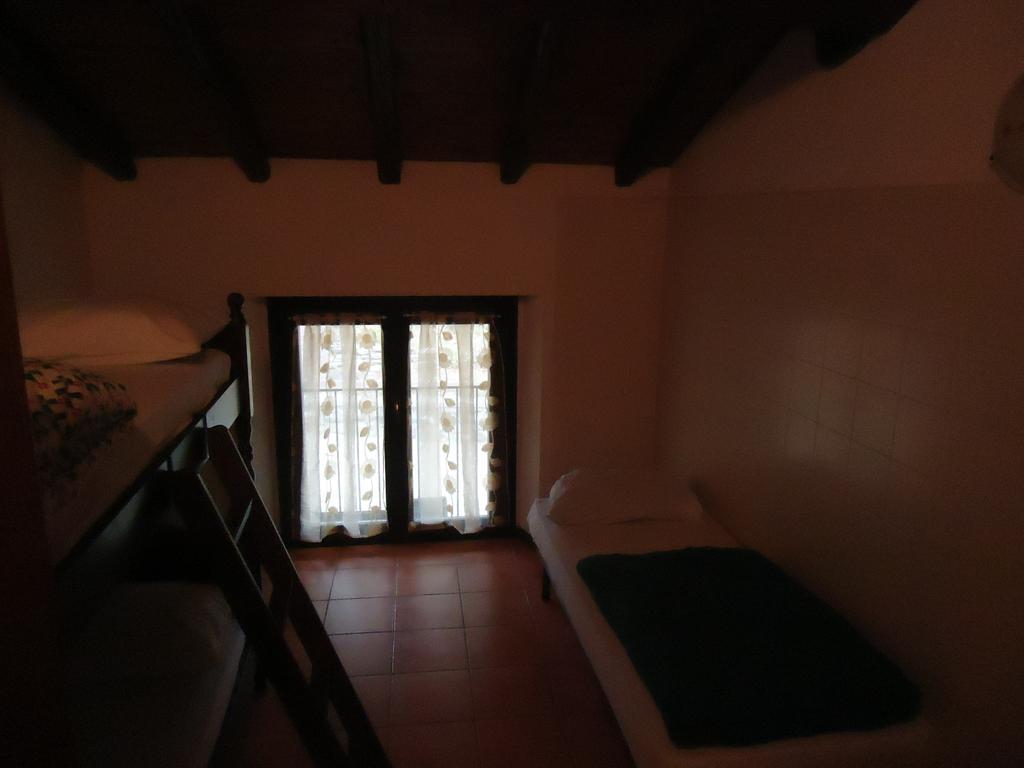 Rifugio Alpetto Di Torno Hostel Sormano Екстериор снимка