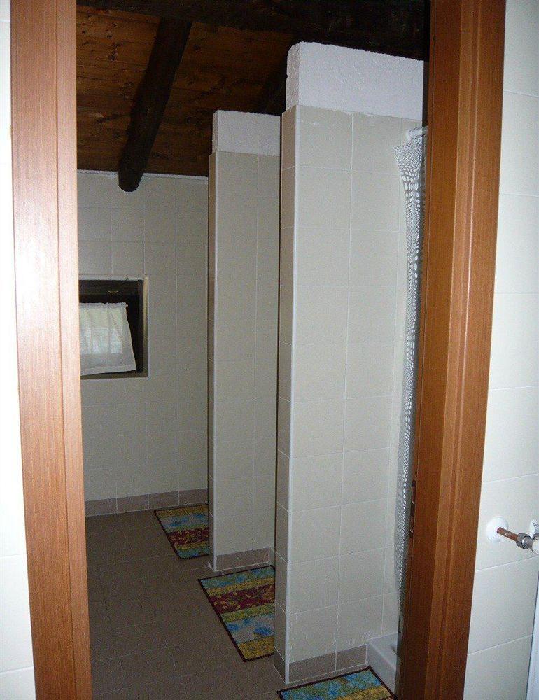 Rifugio Alpetto Di Torno Hostel Sormano Екстериор снимка