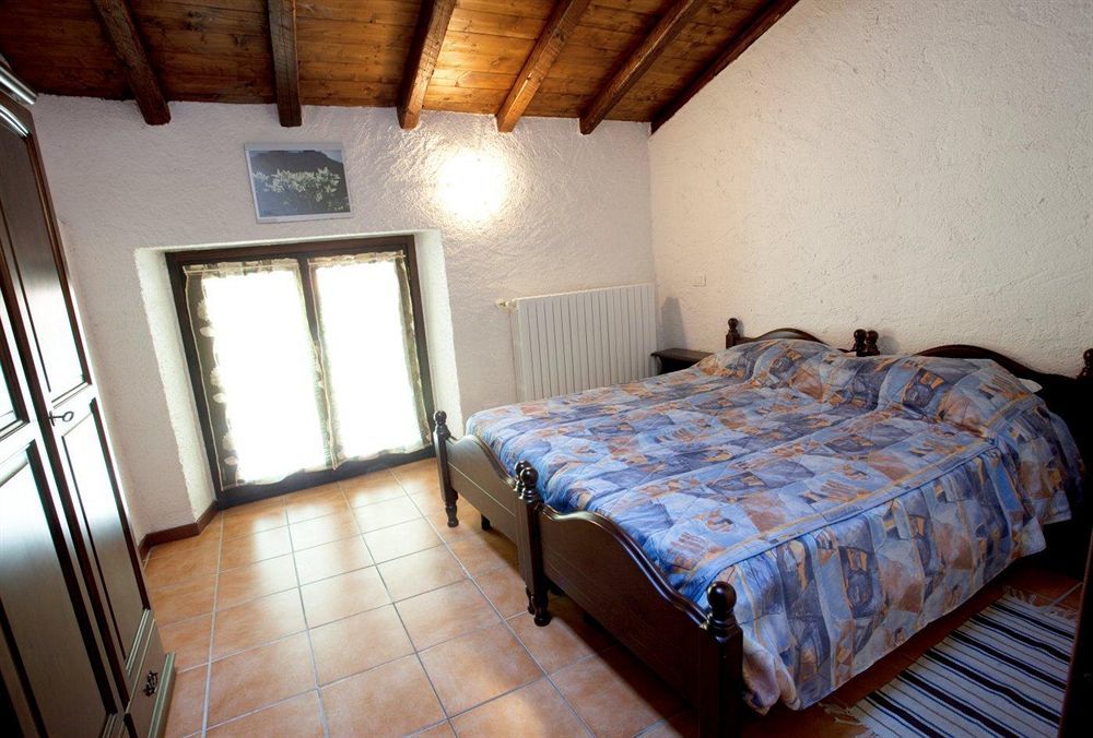 Rifugio Alpetto Di Torno Hostel Sormano Екстериор снимка